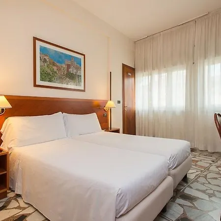 Giotto Otel 3*